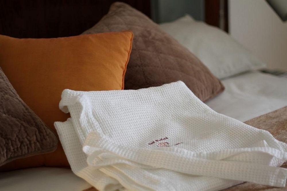 Hotel Le Saint Denis Zewnętrze zdjęcie