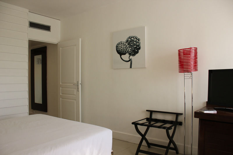 Hotel Le Saint Denis Zewnętrze zdjęcie