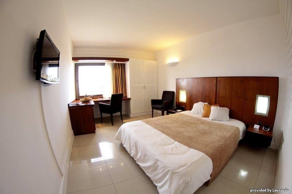 Hotel Le Saint Denis Zewnętrze zdjęcie
