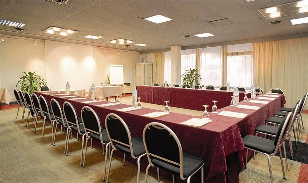 Hotel Le Saint Denis Zewnętrze zdjęcie