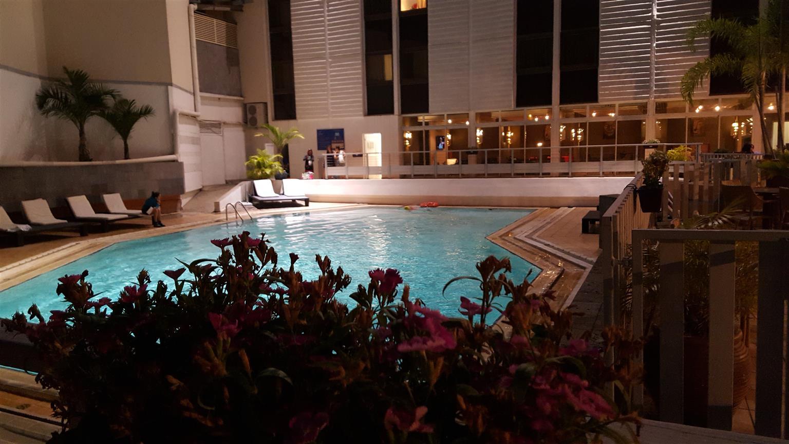 Hotel Le Saint Denis Zewnętrze zdjęcie